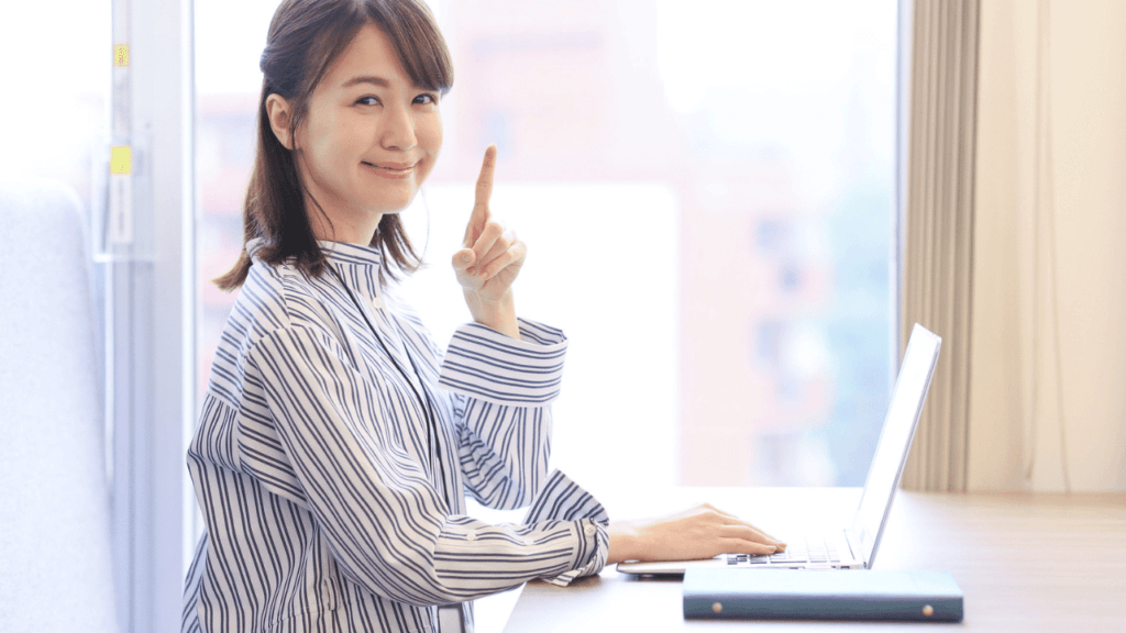 笑顔の女性