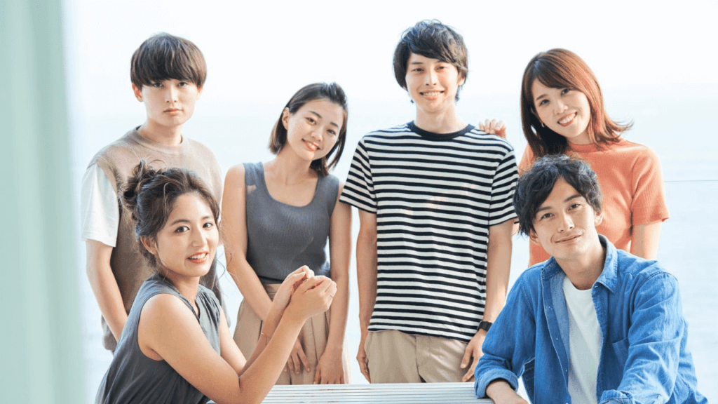 希望に溢れた表情の若者たち